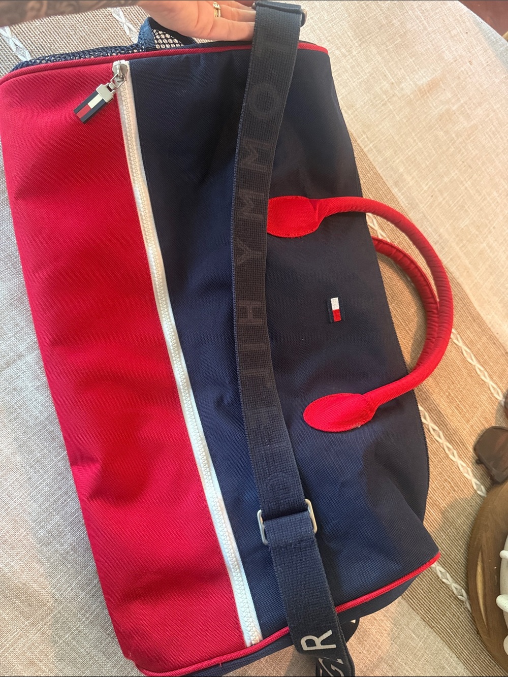 Tommy Hilfiger Navy and Red Two-Tone Duffel Bag - Picture 5 of 5